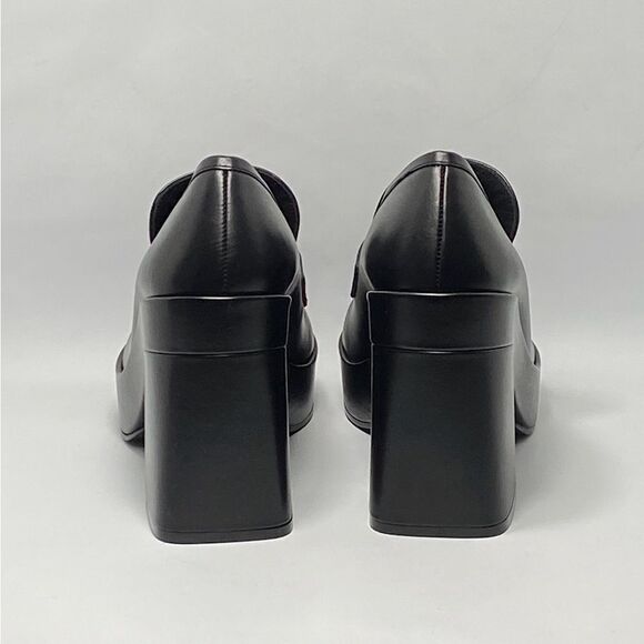 Versace Logo Leather Platform Pumps size 40 - Picture 10 of 13